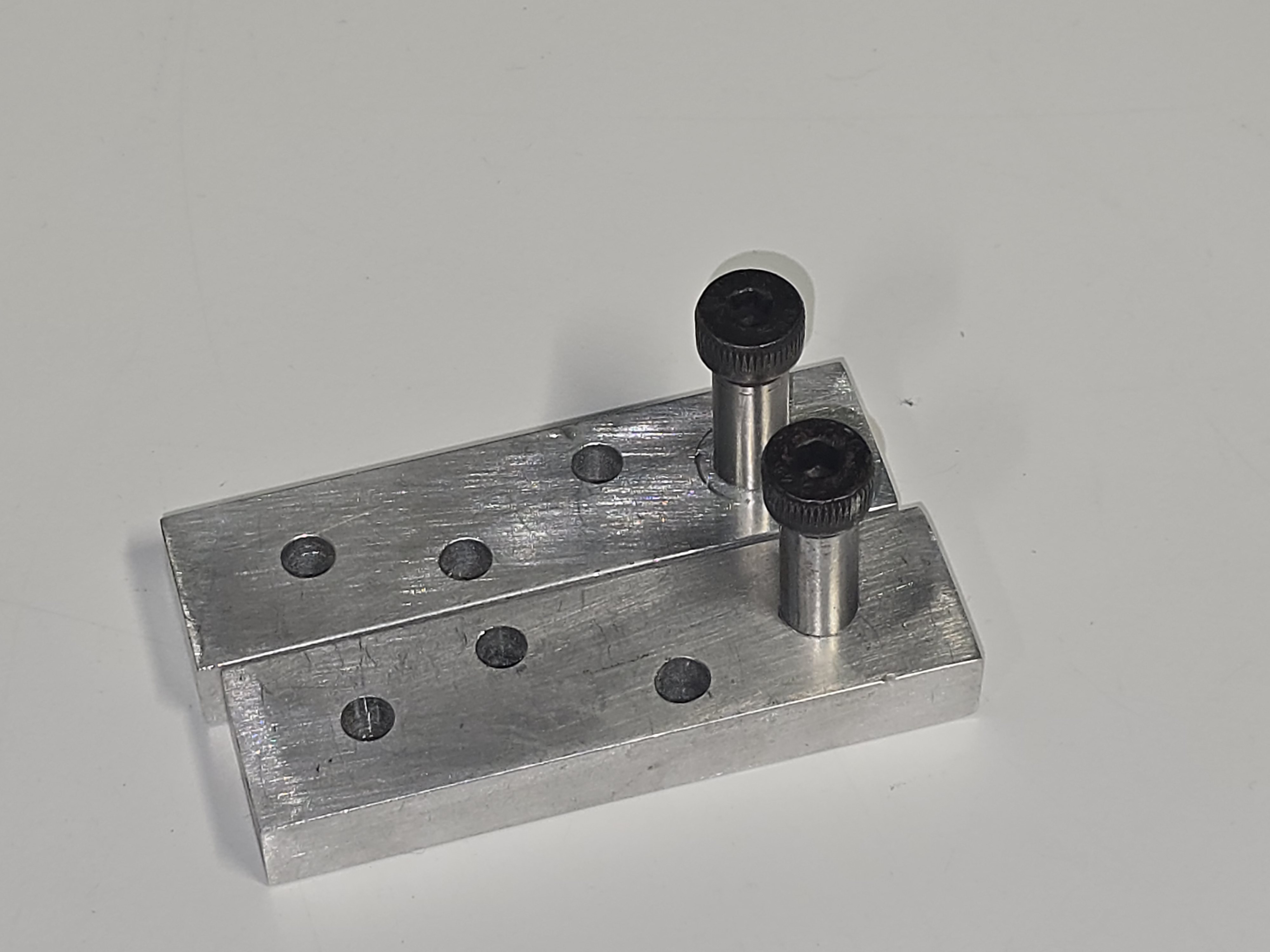 Aftermarket Gemtop GT Classic Front Hinge Pin 71142A (pair)